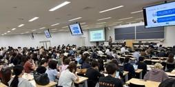 情報の非対称性と行動経済学、医療機器業界の概要