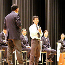 経営学部創立50周年記念イベント「日本における野球独立リーグの創設と地方創生」