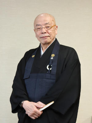 学校法人駒澤大学 理事長： 小島 𣳾道