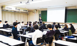 「Komazawa Leaders Academy」の第1回目の講義が駒沢キャンパスにて開催されました